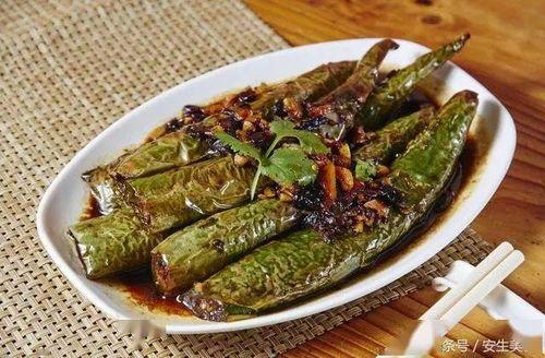 厨刀与小青椒-一日的料理帖,厨刀舞动，青椒飘香